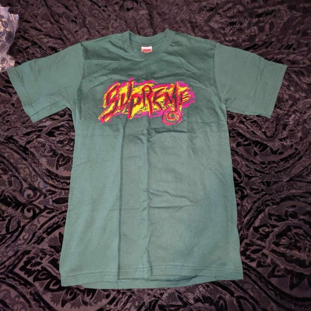 Supreme T-shirt (rare) new in bag